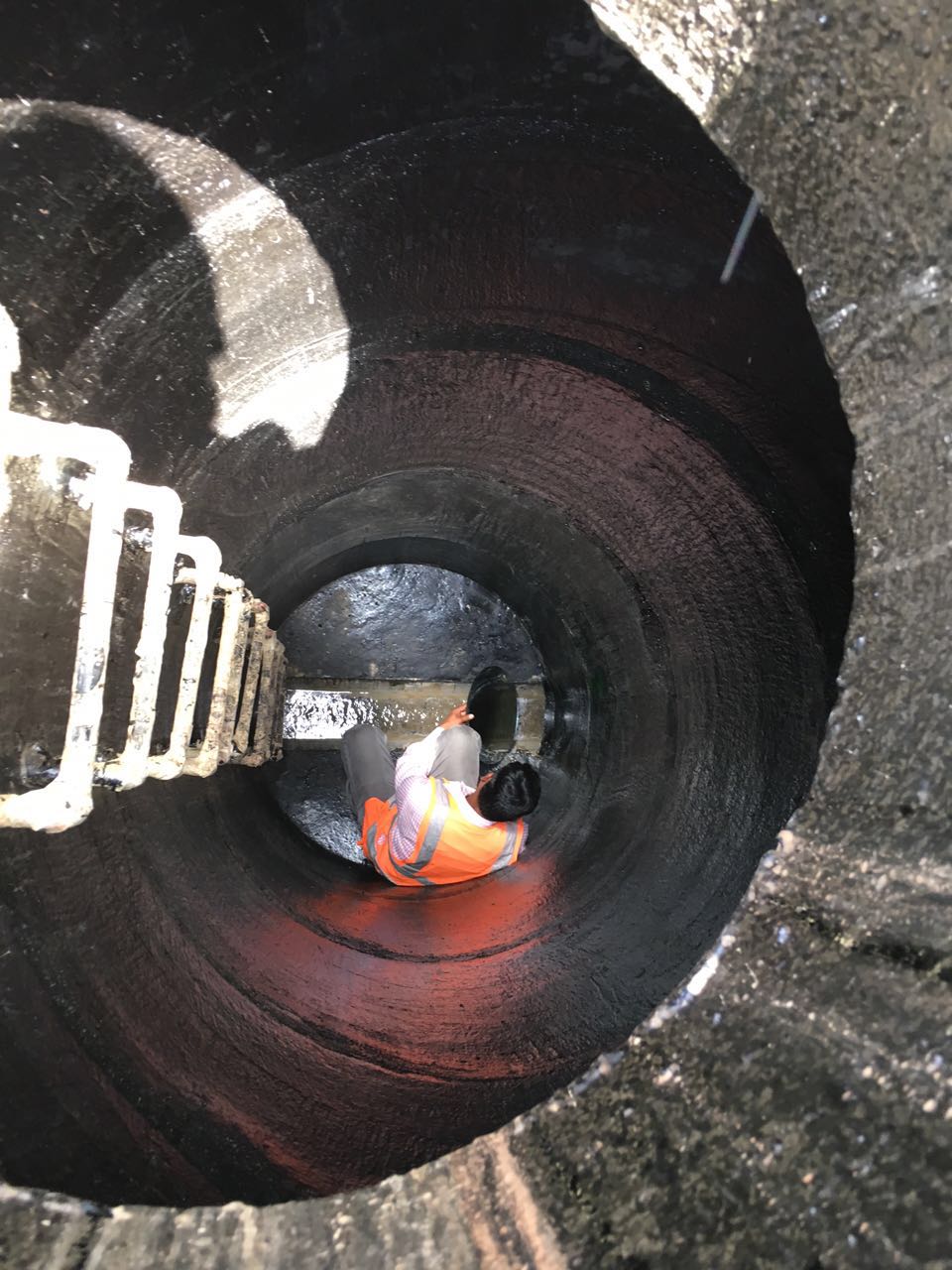 تنفيذ شبكات الصرف الصحي بمدينة الطائف – عقد رقم (3)