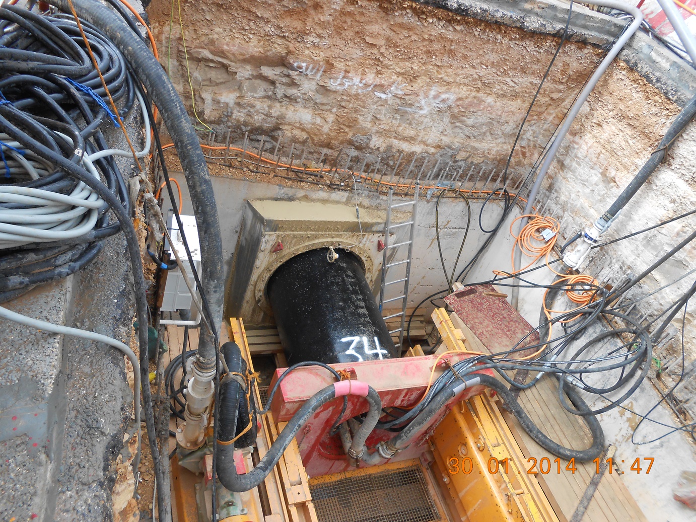 تنفيذ شبكات مياه الشرب في عدة مواقع بمحافظة الطائف – عقد رقم (4)